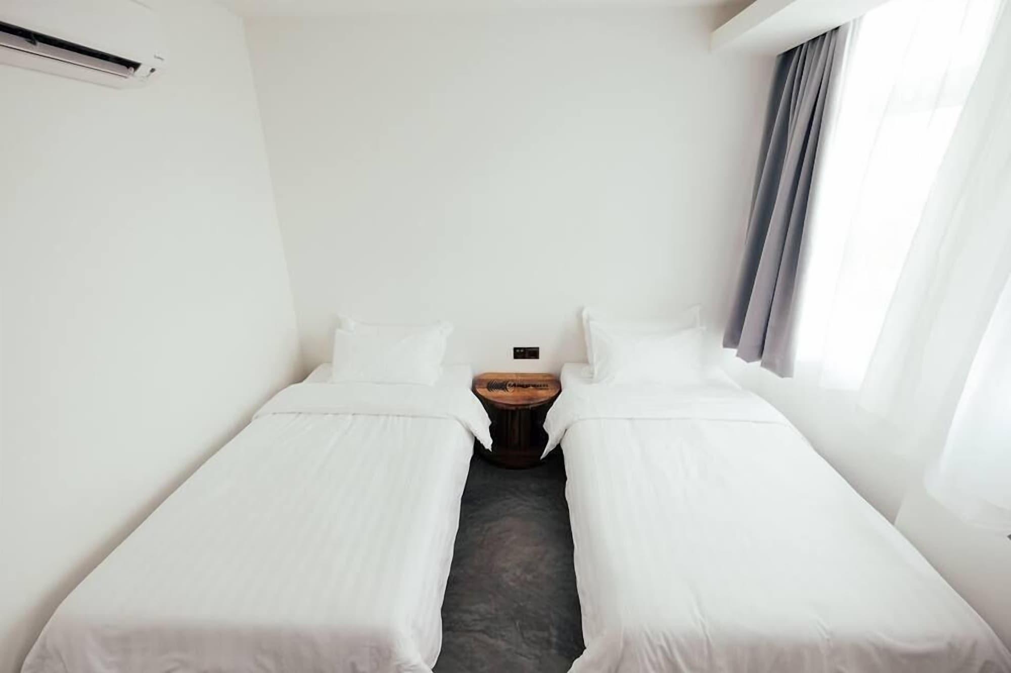 White Loft Hotel Малакка Экстерьер фото