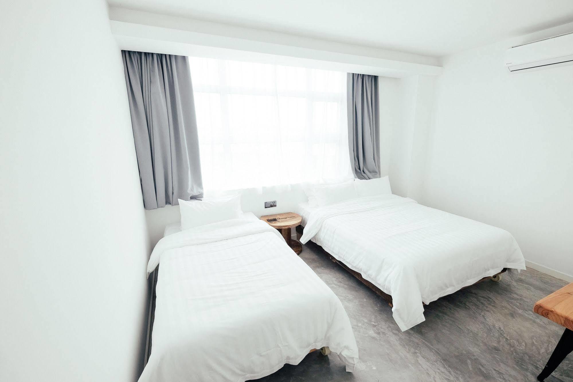White Loft Hotel Малакка Экстерьер фото