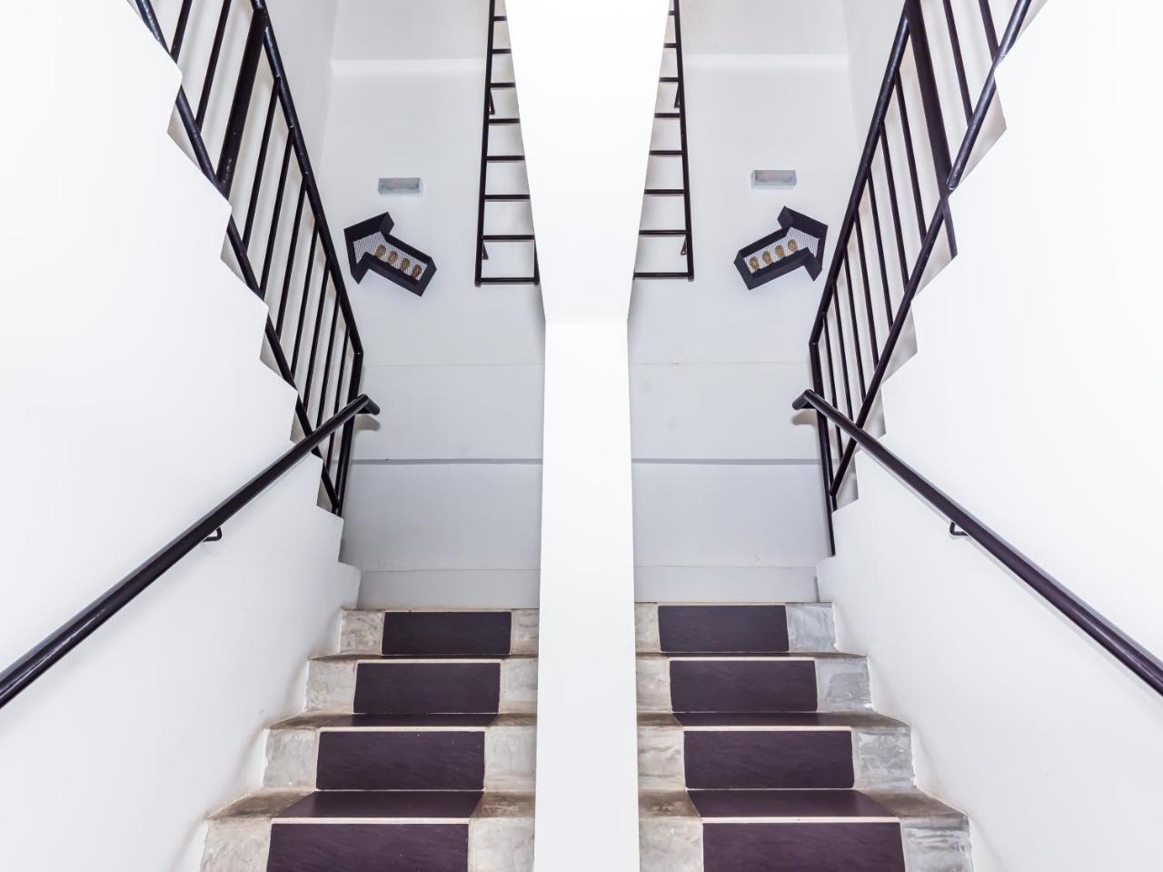 White Loft Hotel Малакка Экстерьер фото