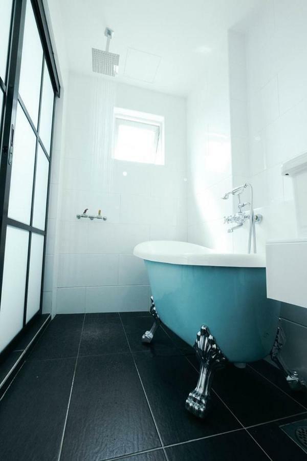 White Loft Hotel Малакка Экстерьер фото