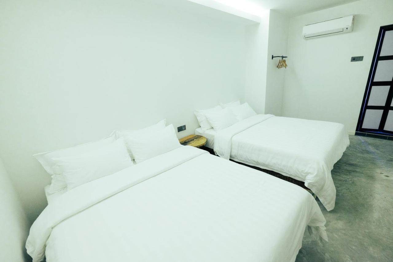 White Loft Hotel Малакка Номер фото